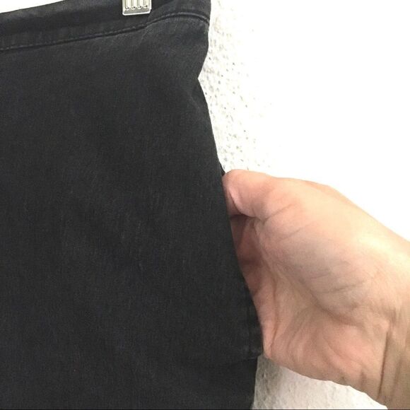 Alfred Dunner black pull-on grandma denim pants 10P - Picture 3 of 8